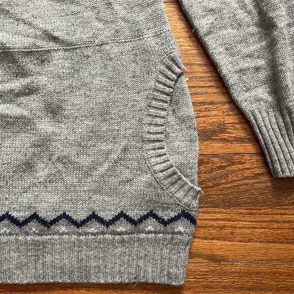 Venus Gray, White and Blue Snowflake Cowl Neck Sweater - Picture 4 of 6